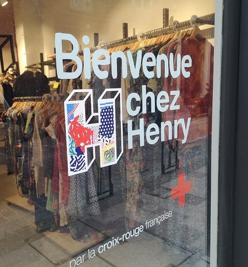 Chez Henry, la nouvelle boutique de vêtements de seconde main de la Croix-Rouge à Toulouse