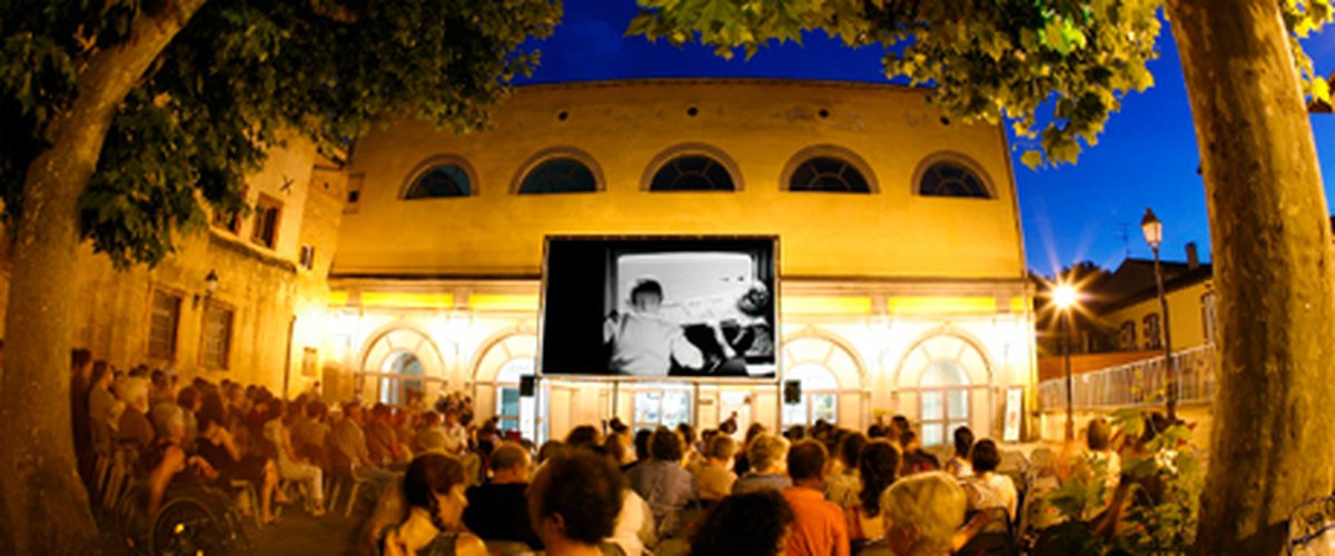 Cinéma en plein air à Toulouse et alentours : entre grands classiques et belles découvertes