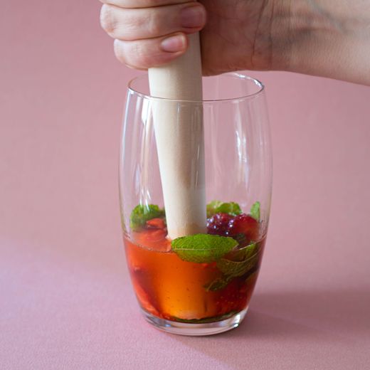 Ramenez votre fraise à l'heure de l'apéro avec cette recette de mojito !
