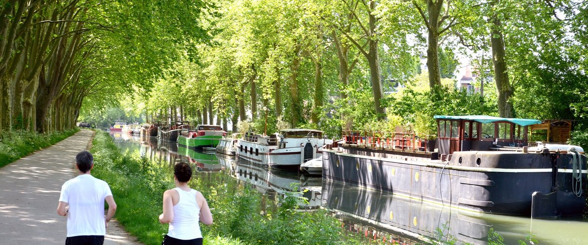 Bateau, kayak, yoga, resto... Une journée en famille rafraîchissante sur le canal du Midi !