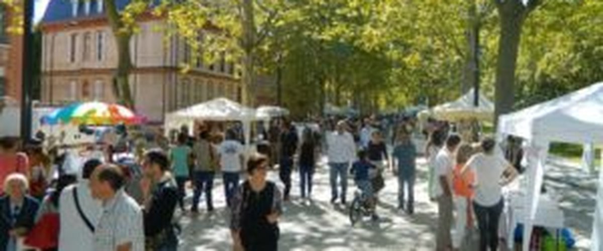 Marché de créateurs à Toulouse : rendez-vous deux fois par mois place Saint-Pierre pour dénicher les perles de l'artisanat local