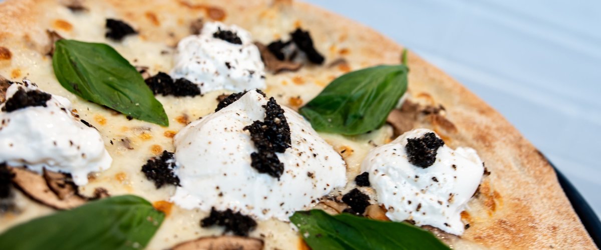 Fraîchement installée dans le quartier Bourrassol, cette pizzeria a été classée à deux reprises parmi les 40 meilleures pizzas au Monde