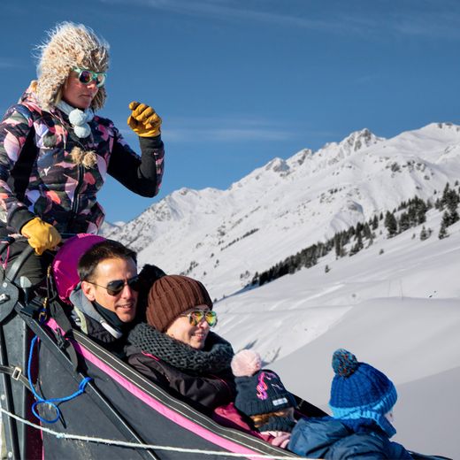 Une sortie famille en chiens de traîneau
