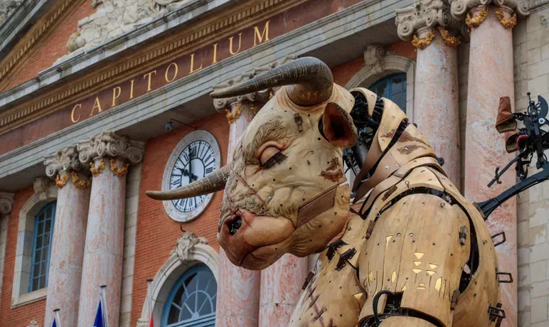 The Minotaur returns to the streets of Toulouse