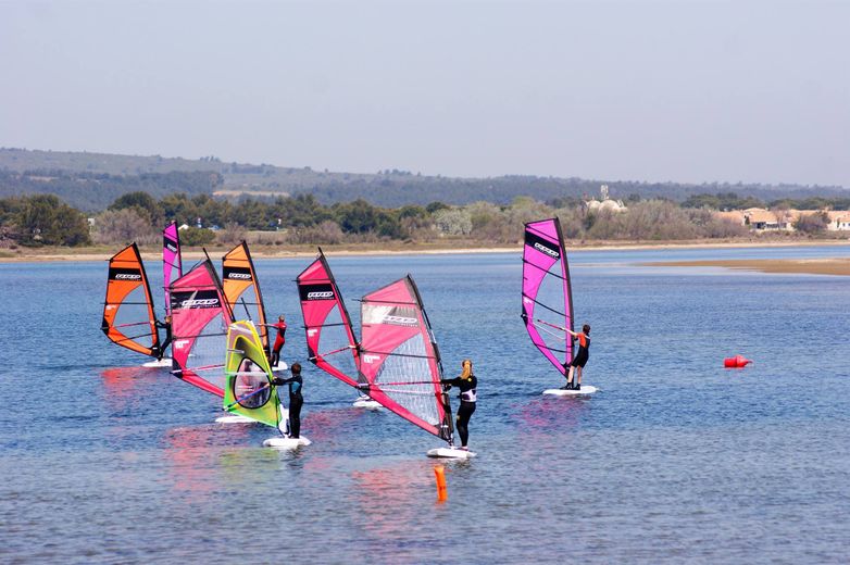 Gruissan is the ideal destination to discover nautical activities