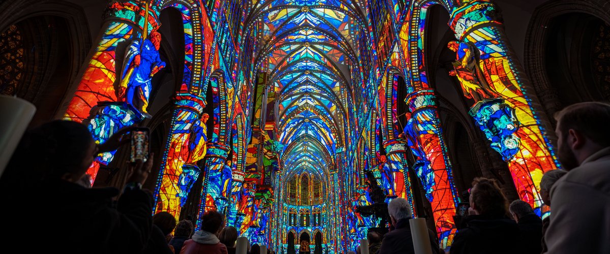 Un spectacle son et lumière inédit illumine la cathédrale de Bayonne cet été